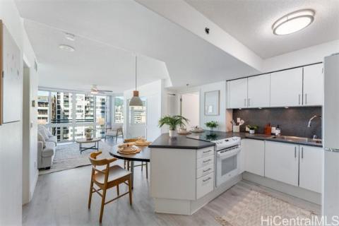 One Archer Lane(unit#1208)