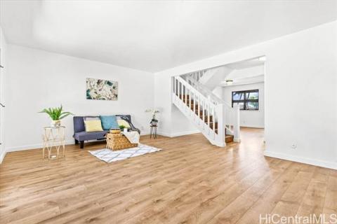 Nob Hill 3(unit#347)