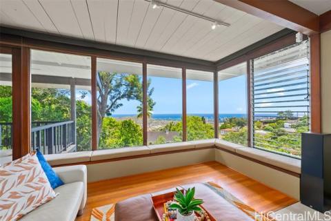 MAUNALANI HEIGHTS