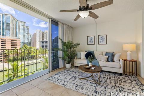 Ala Wai Manor(unit#703)