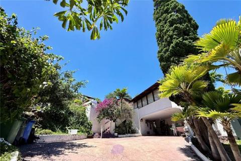 WAIALAE IKI