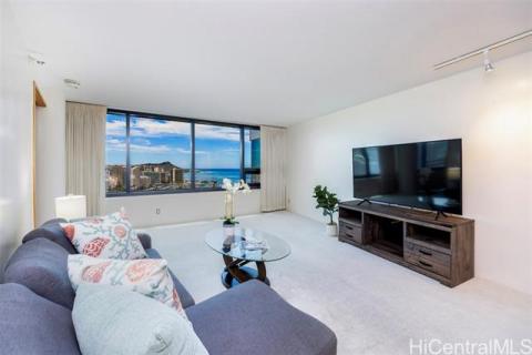 Nauru Tower(unit#3807)
