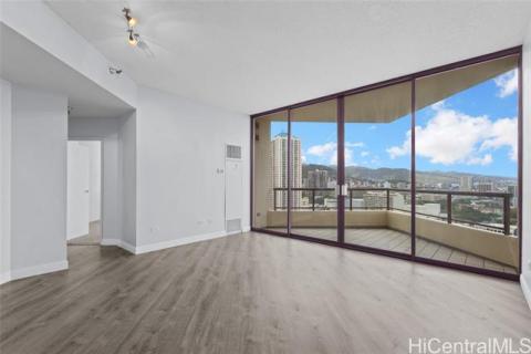 Imperial Plaza(unit#2306)
