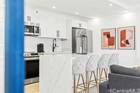 Waikiki Banyan(unit#1610)