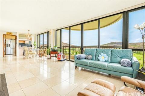 Country Club Vista(unit#E15)
