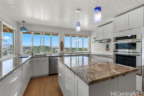 HILLCREST