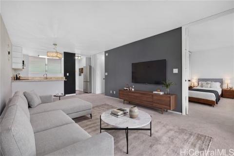 Lakeshore Tower(unit#304)