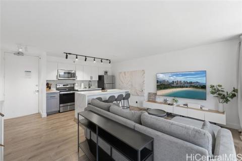Waikiki Banyan(unit#911)