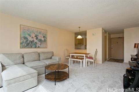 Aloha Towers(unit#1105)