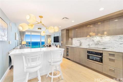 The Ritz-Carlton Residences Twr 2 - 383 Kalaimoku(unit#3403)