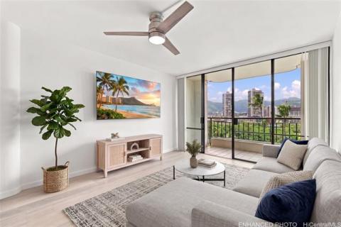 Seaside Suites(unit#703)