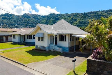 MANOA AREA