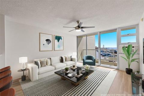 215 North King St(unit#805)