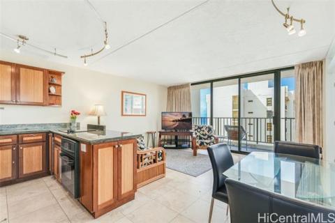 Waikiki Banyan(unit#T2-3602)