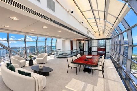 One Waterfront Tower(unit#4502)