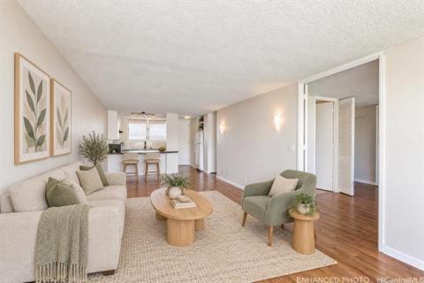 Lakeshore Tower(unit#1602)