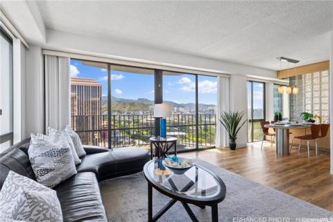 Harbor Square(unit#2204)