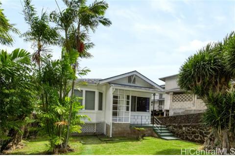 MANOA AREA