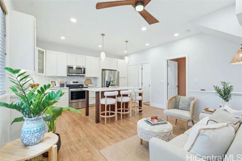 Punchbowl Estates(unit#J)